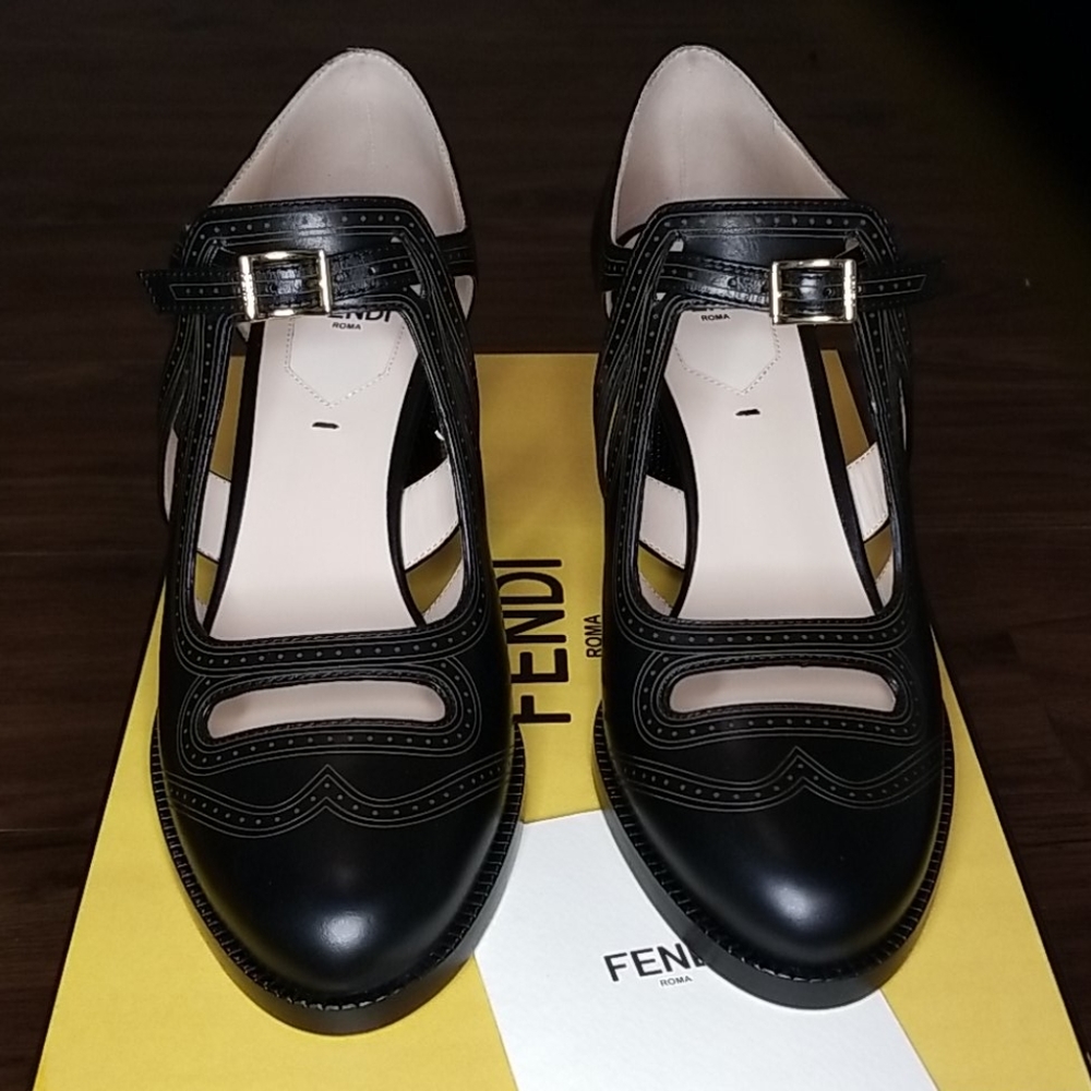 FENDI SHOES NEVER WORN.